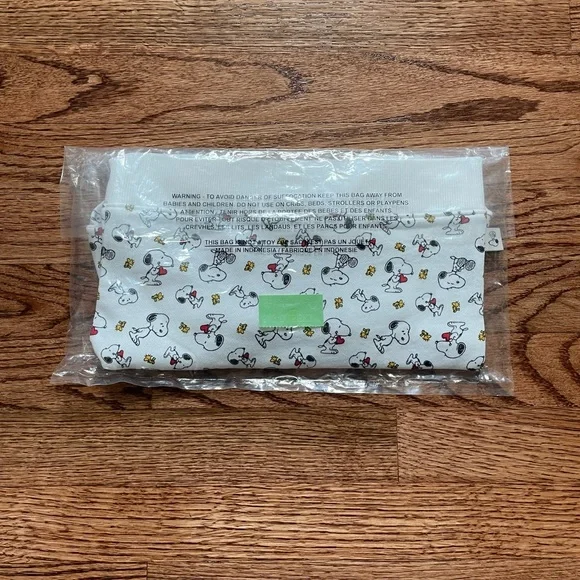 NWT Janie and Jack Peanuts Collaboration Snoopy Sweatshirt - Picture 3 of 3